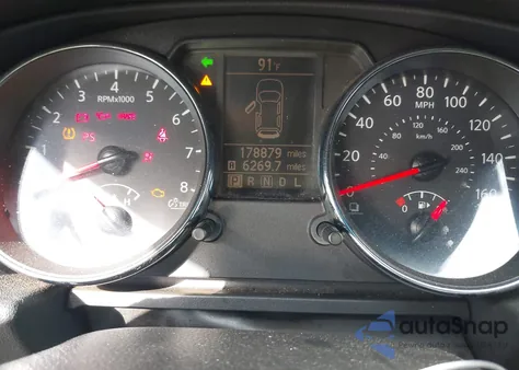 2014 Nissan Rogue Select S z USA, uszkodzony, nr VIN JN8AS5MT2EW625282